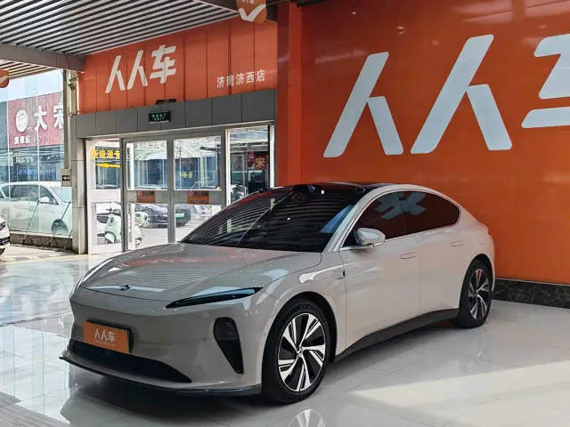 Фотография автомобиля — Nio ET5