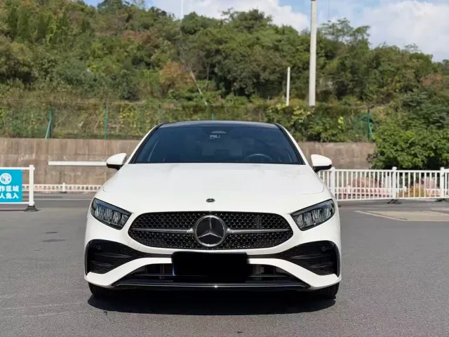 Mercedes-Benz A-Class — Фото автомобиля 2