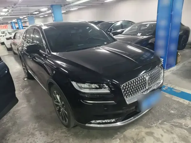 Lincoln Nautilus 2021 2.0T AWD Elegance Edition — Фото автомобиля 3