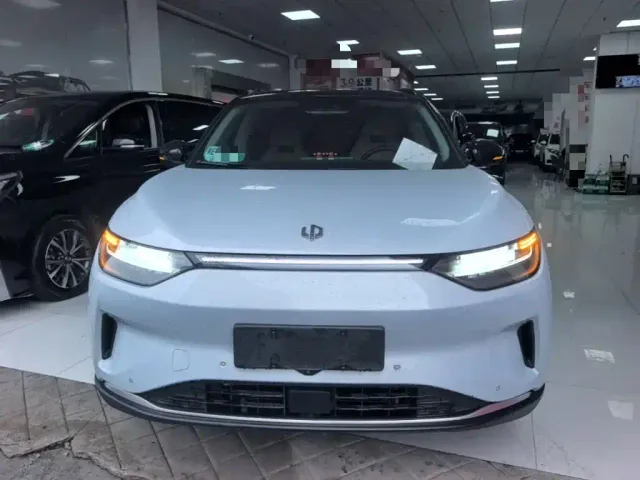 Leapmotor C11 — Фото автомобиля 2