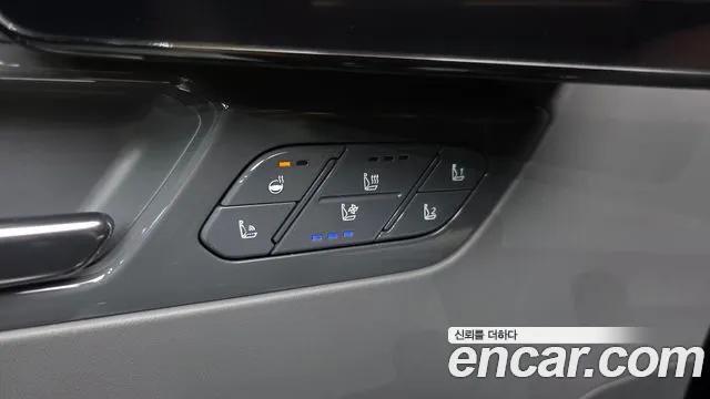 Kia EV9 Long Range 4WD — Фото автомобиля 24