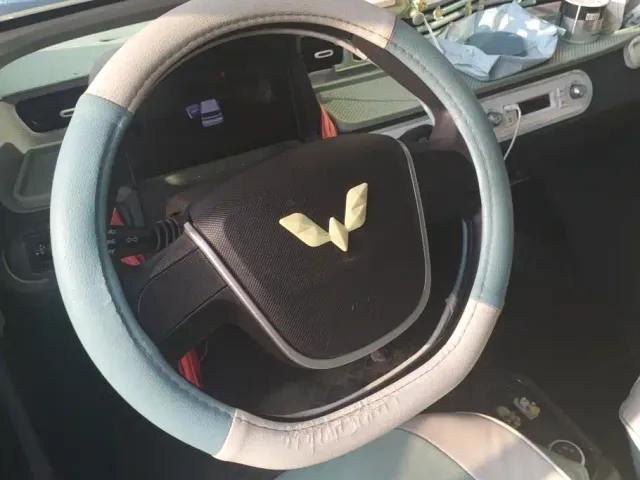 Wuling Hongguang Mini EV — Фото автомобиля 15