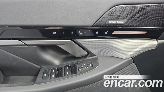 BMW 5-Series — Фото автомобиля 18