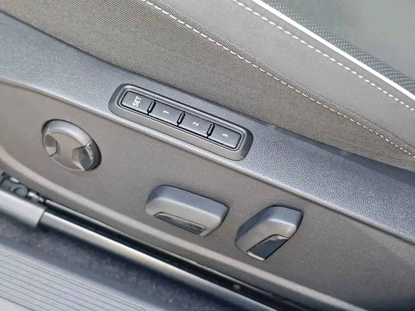 Volkswagen Golf 2021 280TSI DSG R-Line — Фото автомобиля 7