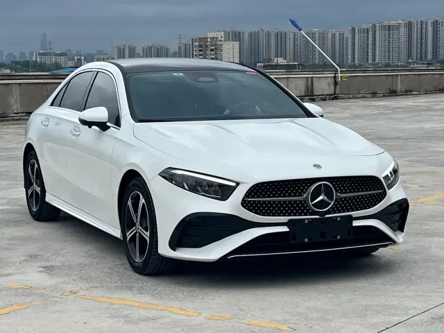 Mercedes-Benz A-Class — Фото автомобиля 2