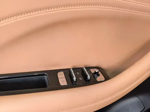 Geely Galaxy Stellar 6 — Фото автомобиля 12