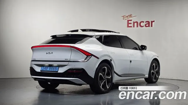 Фотография автомобиля — Kia EV6