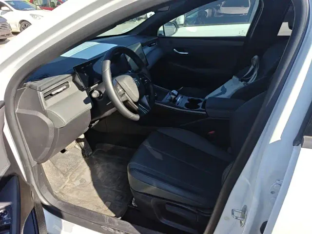 BYD Qin PLUS — Фото автомобиля 14