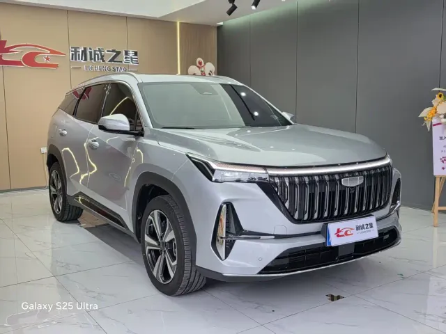 Geely Boyue L — Фото автомобиля 3