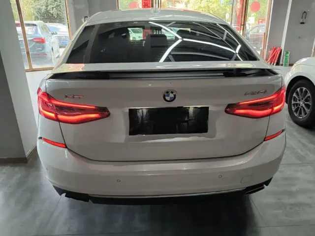 BMW 6 Series Gran Turismo — Фото автомобиля 5
