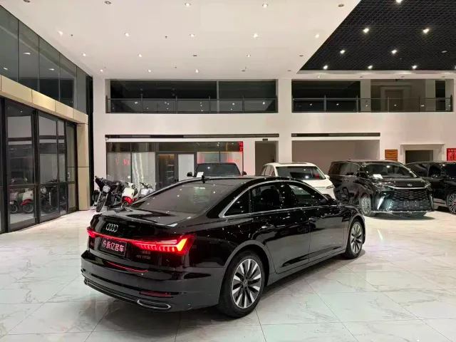 Audi A6L — Фото автомобиля 24