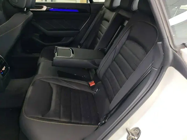 Volkswagen CC — Фото автомобиля 16