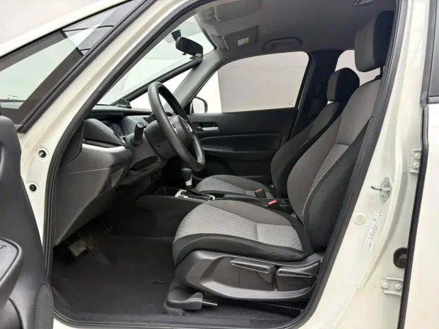 Honda Fit — Фото автомобиля 8