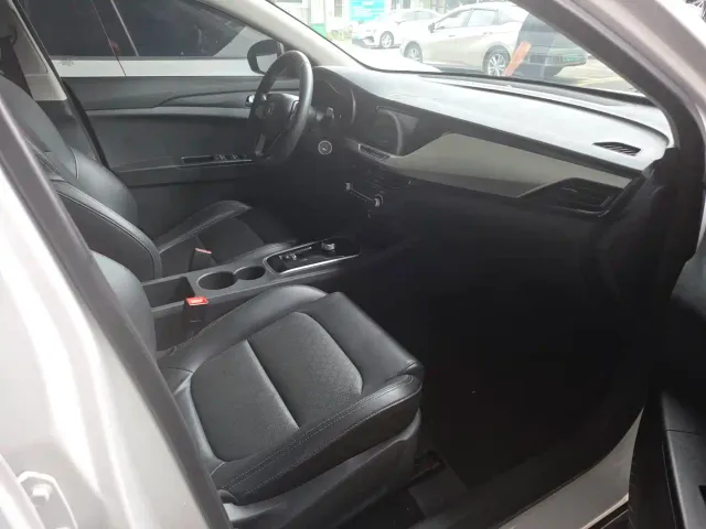 Changan Eado New Energy 2022 Facelift EV460 Smart Ride-hailing Edition (LFP) — Фото автомобиля 19