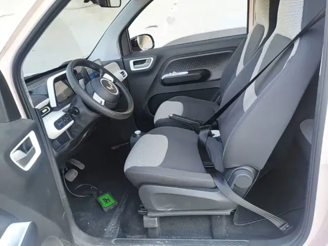 Wuling Hongguang Mini EV — Фото автомобиля 14