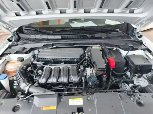 Dongfeng Yixuan — Фото автомобиля 19