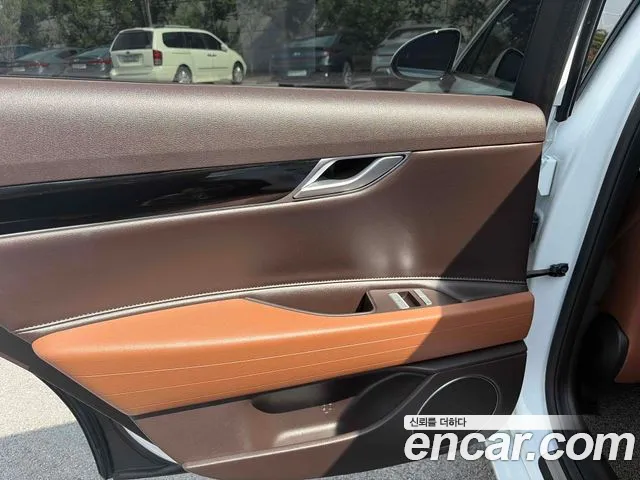 Genesis G80 RG3 — Фото автомобиля 17