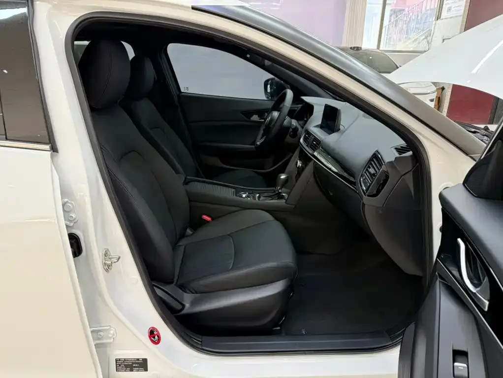 Mazda Mazda CX-4 2021 2.0L Auto FWD Skyactiv Explorer Edition — Фото автомобиля 17