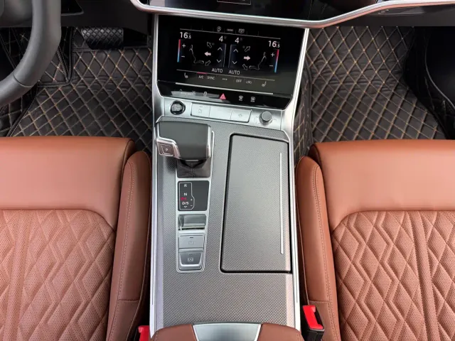 Audi A6L — Фото автомобиля 15