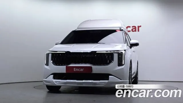 Kia Canival Новый Carnival 4 поколение Бензин 9 мест Hi-Limousine (Спецкузов) — Фото автомобиля 2