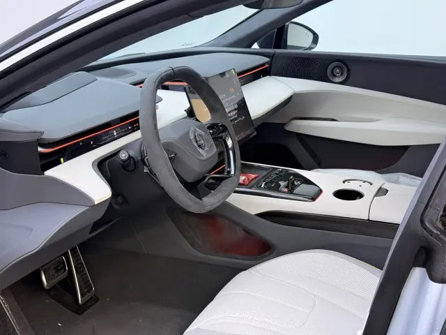Lotus Emeya — Фото автомобиля 10