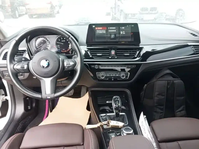BMW 1 Series — Фото автомобиля 9