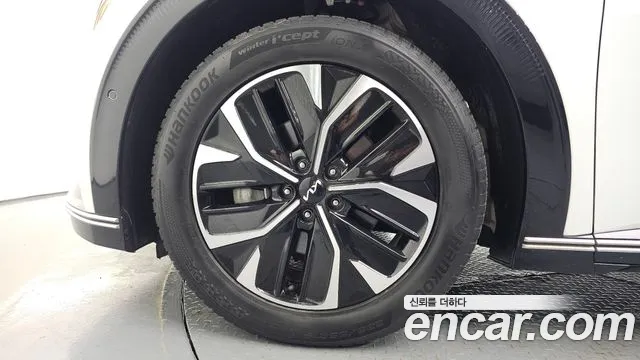 Kia EV6 — Фото автомобиля 4