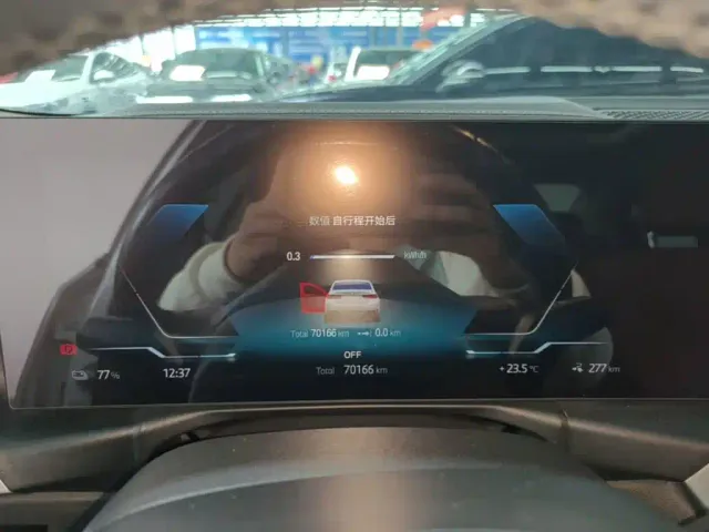 BMW i3 — Фото автомобиля 11