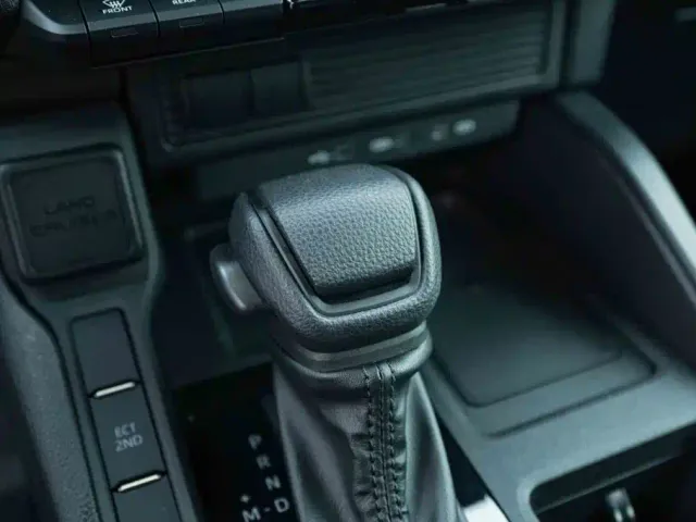 Toyota Prado — Фото автомобиля 9