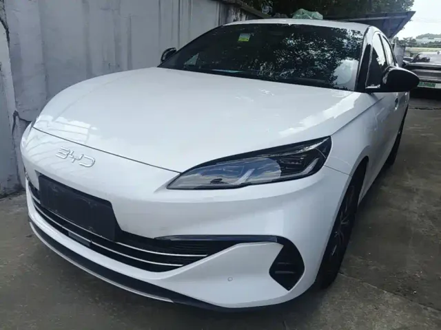 Фотография автомобиля — BYD Seal 06