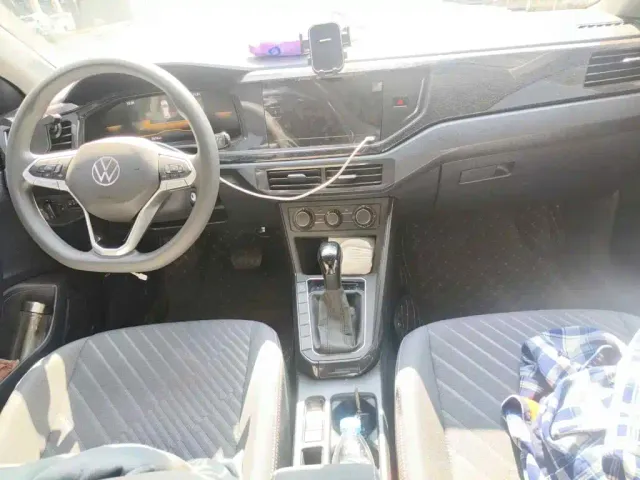 Volkswagen Lavida — Фото автомобиля 12