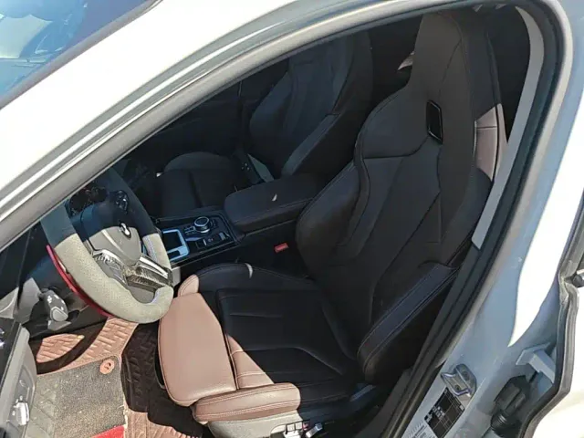 BMW 1 Series — Фото автомобиля 14