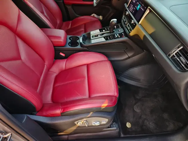Porsche Macan — Фото автомобиля 11