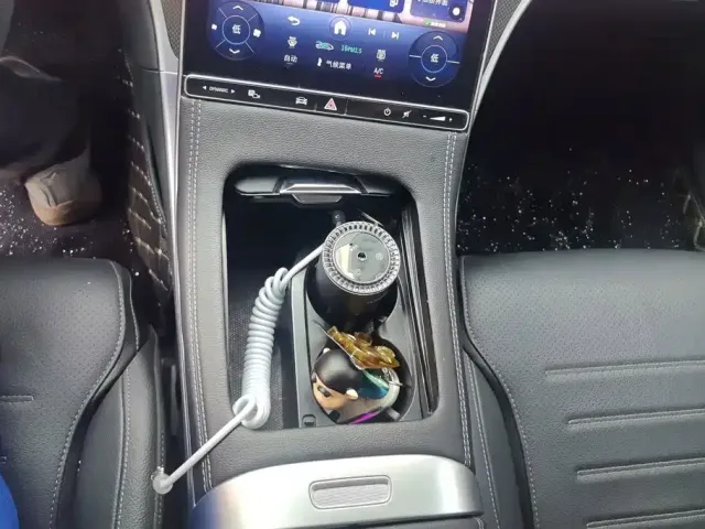 Mercedes-Benz C-Class — Фото автомобиля 16