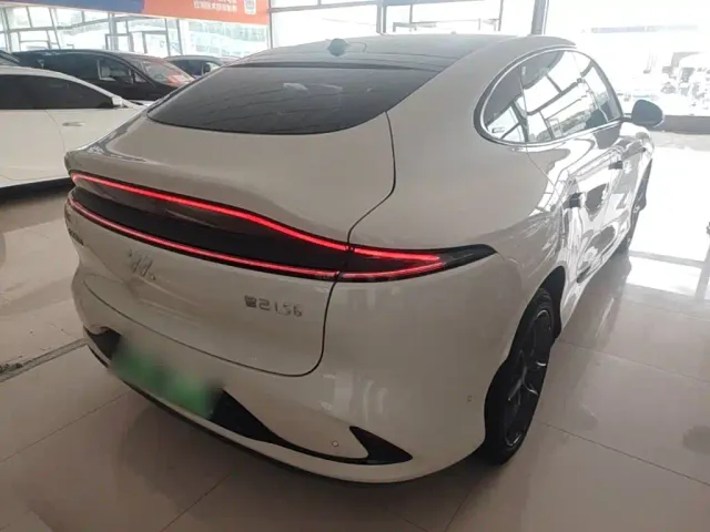IM Motors LS6 — Фото автомобиля 6