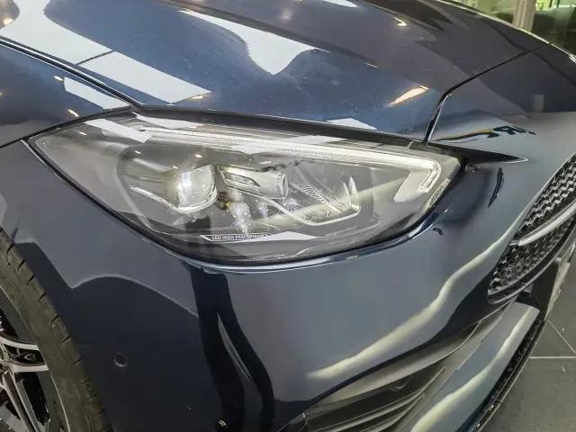 Mercedes-Benz C-Class — Фото автомобиля 20