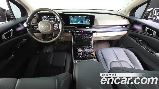Kia Carnival Generation 4 — Фото автомобиля 10