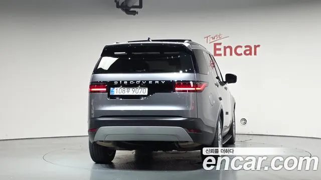 Land Rover Discovery — Фото автомобиля 4