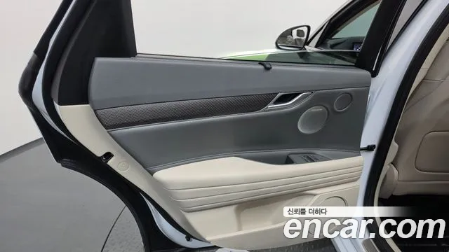 Genesis G80 RG3 — Фото автомобиля 14