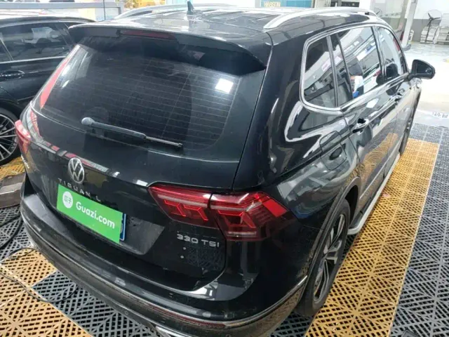 Volkswagen Tiguan L — Фото автомобиля 6