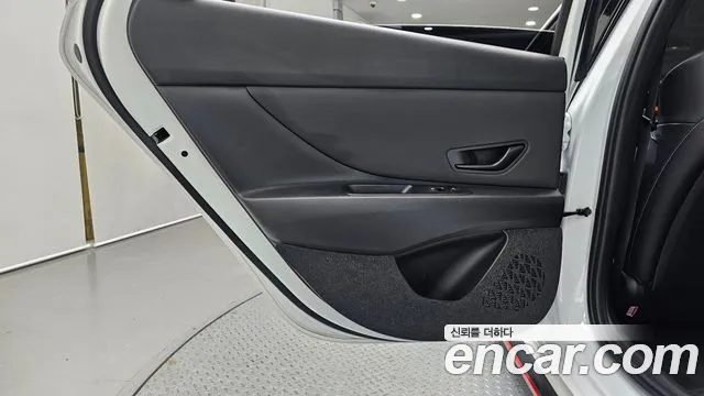 Hyundai AVANTE — Фото автомобиля 25