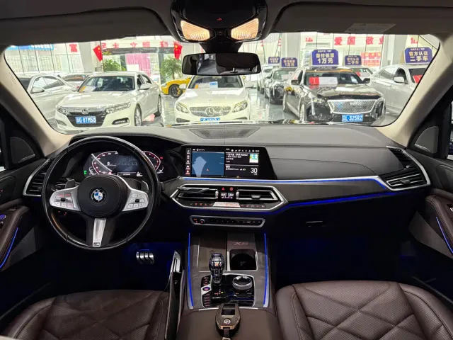 BMW X5 — Фото автомобиля 4