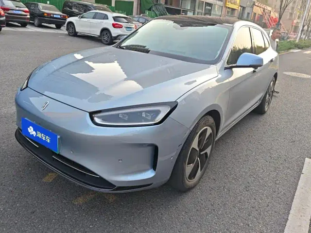 Фотография автомобиля — Aito M5
