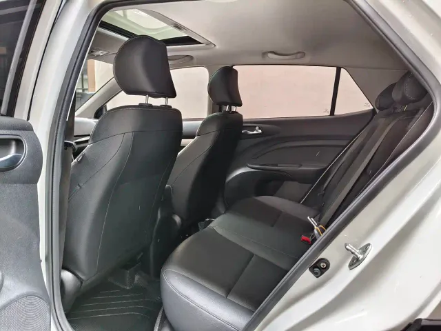 Kia KX1 — Фото автомобиля 12