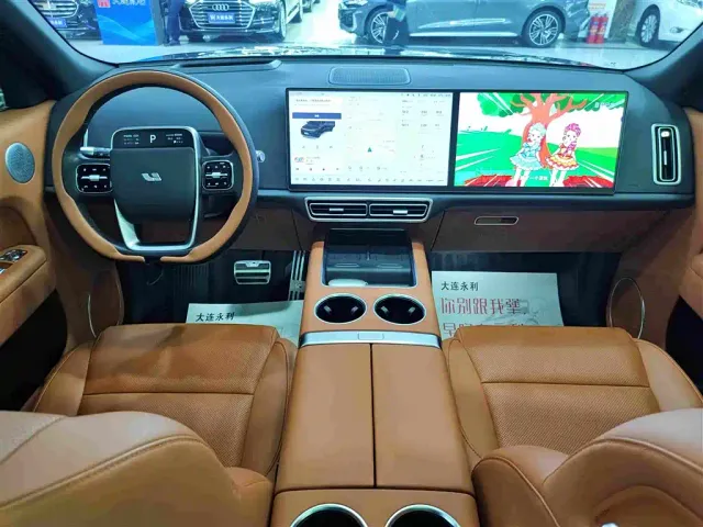 Li Auto L8 — Фото автомобиля 6