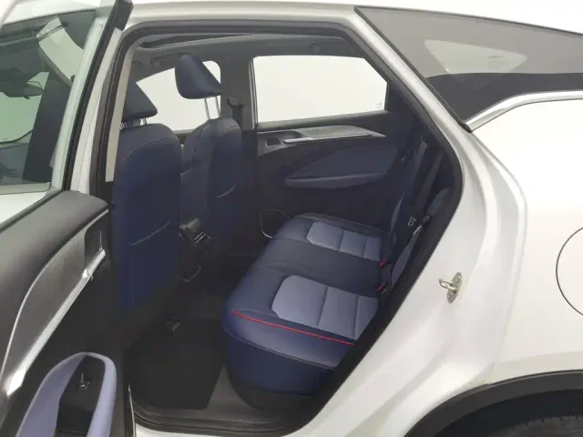Geely Geometry M6 — Фото автомобиля 15