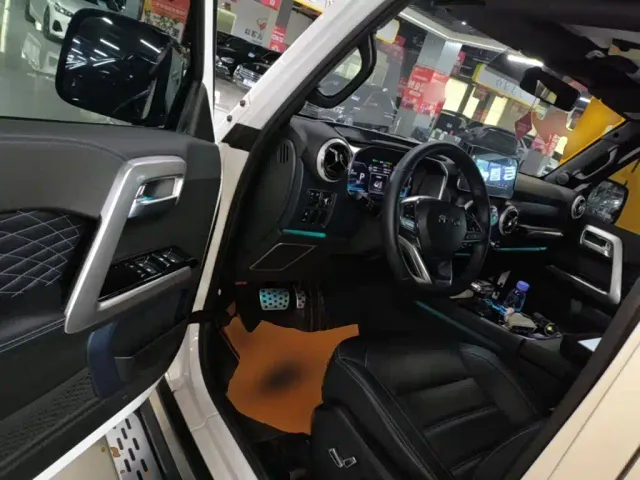 BAIC BJ40 — Фото автомобиля 15