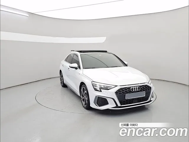 Audi A3 8Y — Фото автомобиля 3