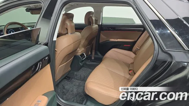 Hyundai Grandeur GN7 — Фото автомобиля 26