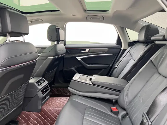 Audi A6L — Фото автомобиля 14